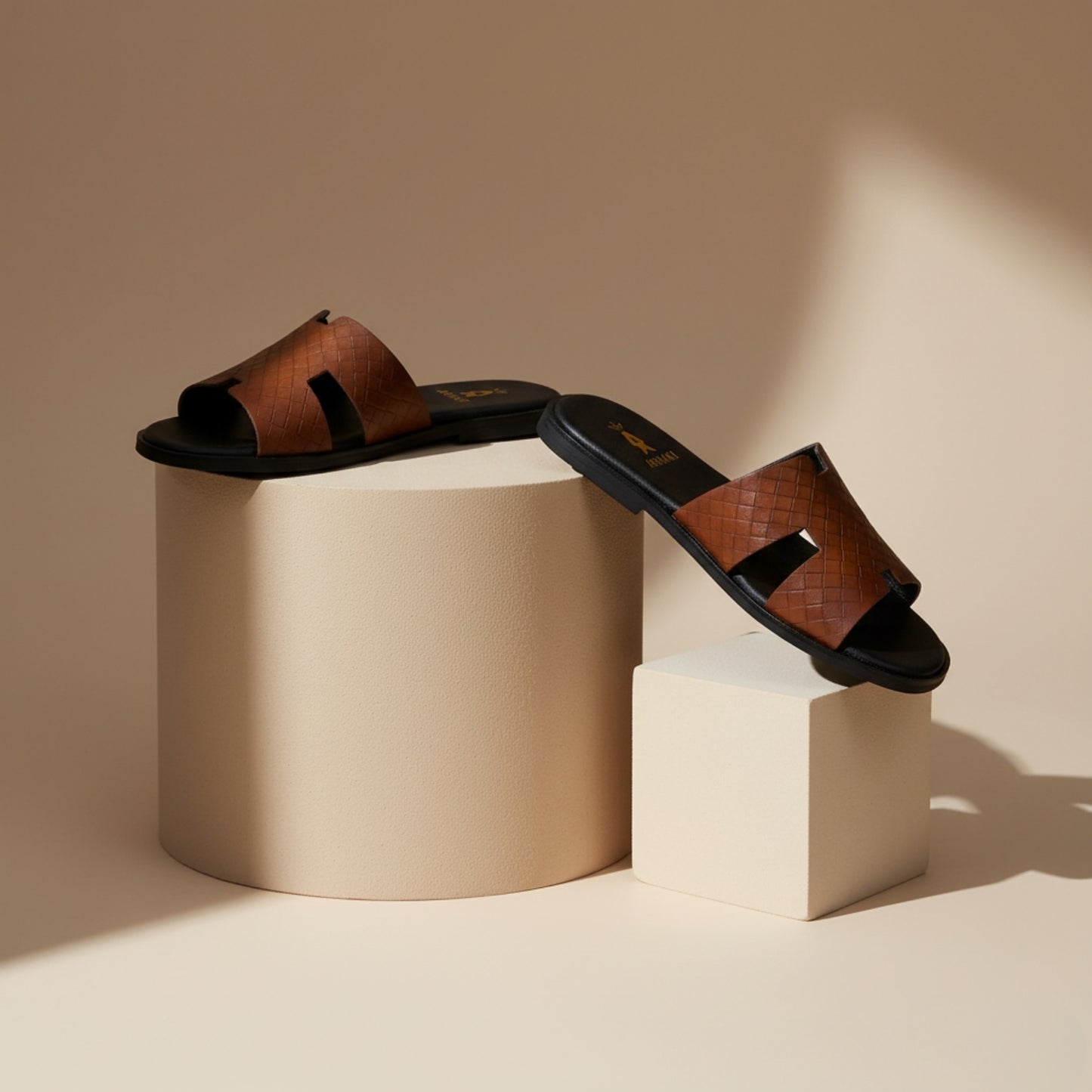 Roamer Cognac Woven Edition