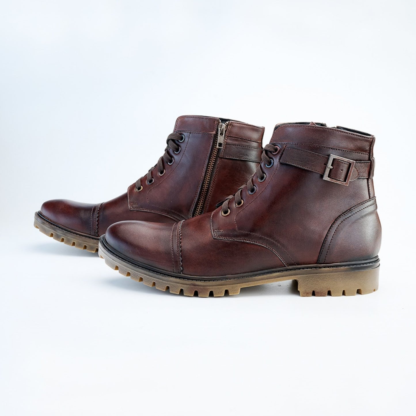 Toe Cap Jimping Buckel Boot