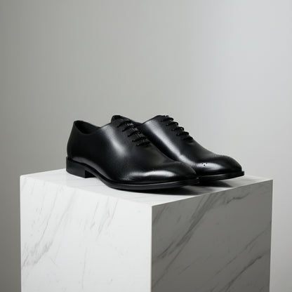 Flower Wholecut Oxford Black