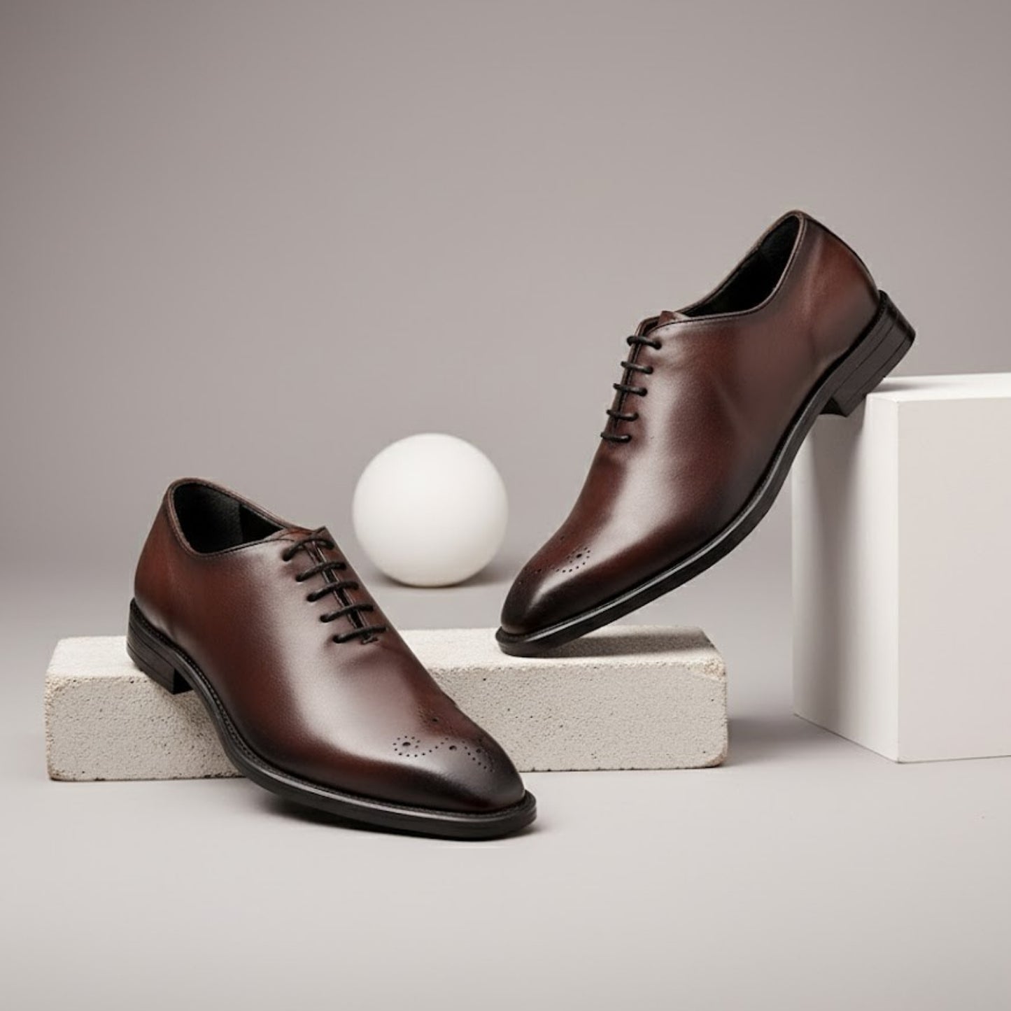 Flower Wholecut Oxford