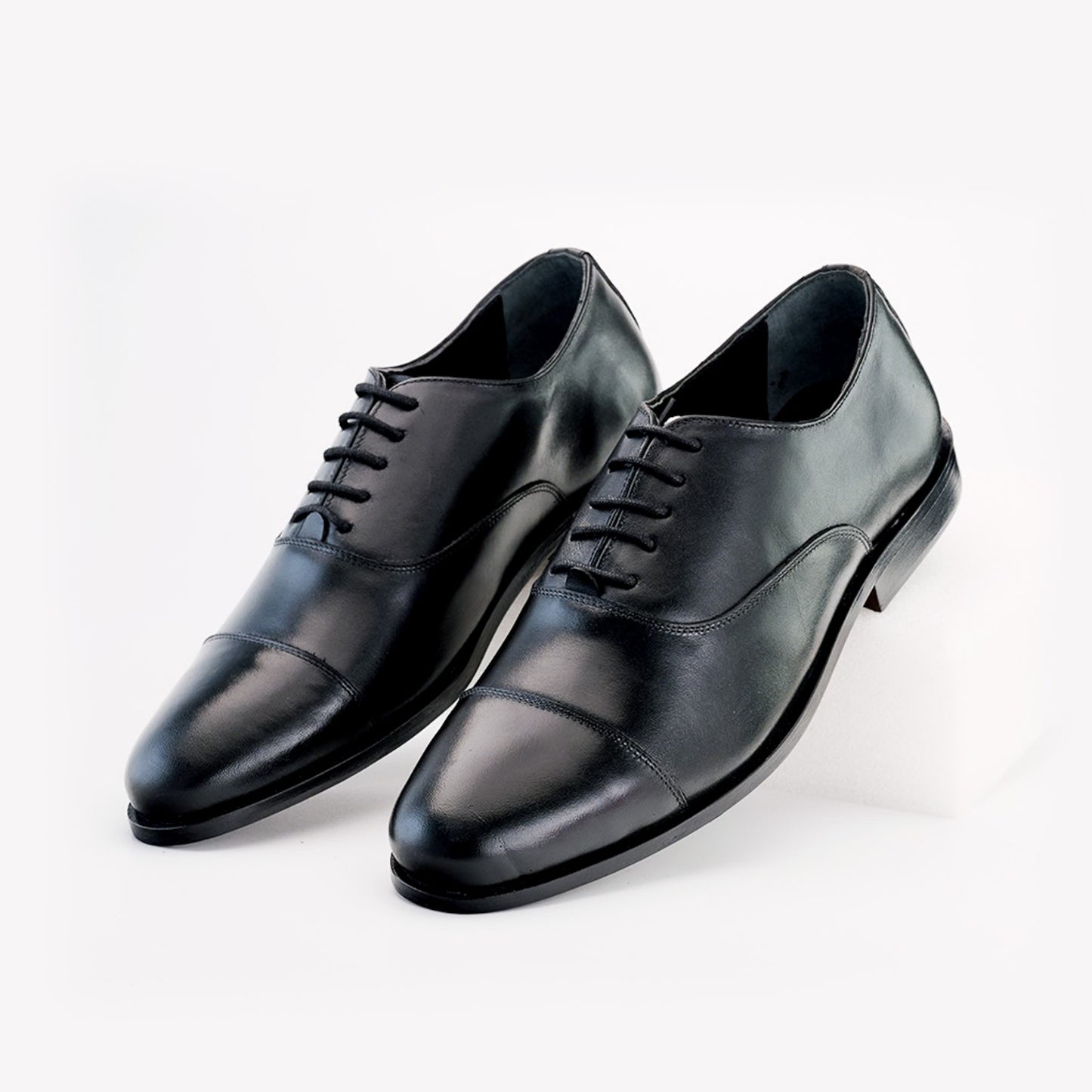 Toe Cap Oxford Italian Black