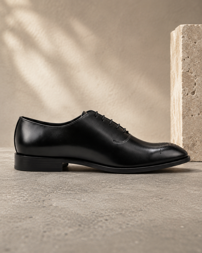 Flower Wholecut Oxford Black