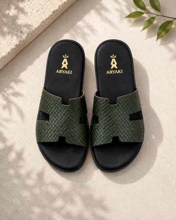 Roamer Woven Leather Slides